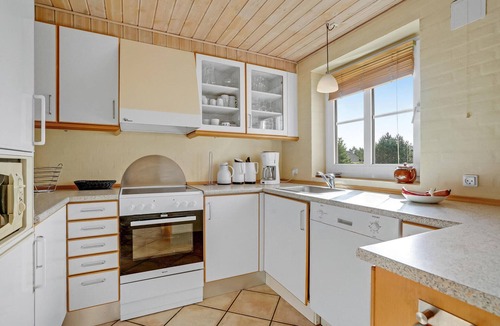 Blavand Strand House | Amazing home in Blåvand with sauna