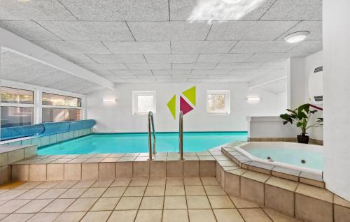 Ho House | Amazing Home In Blåvand With Kitchen