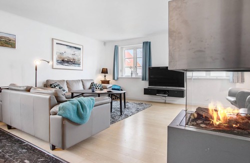 Blokhus House | Amazing home in Blokhus with kitchen