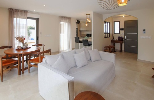 Bouc-Bel-Air House | Amazing home in Bouc Bel Air