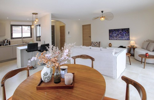 Bouc-Bel-Air House | Amazing home in Bouc Bel Air