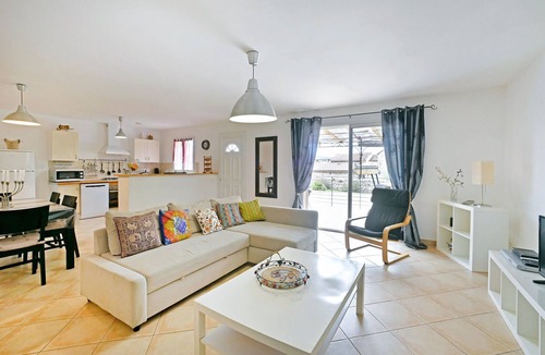 Bordezac House | Amazing home in Bordezac