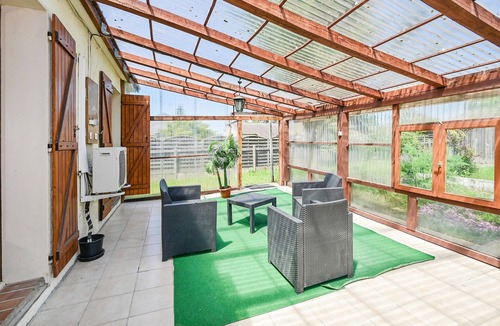 Briare House | Amazing home in Briare with sauna