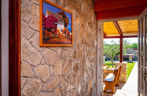 Zemunik Donji House | Amazing home in Donji Zemunik
