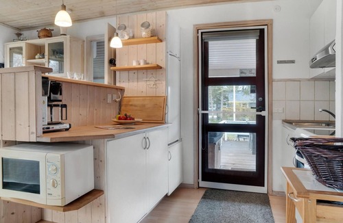 Dannemare House | Amazing home in Dannemare with kitchen