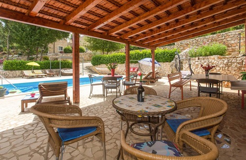 Dicmo House | Amazing home in Dicmo