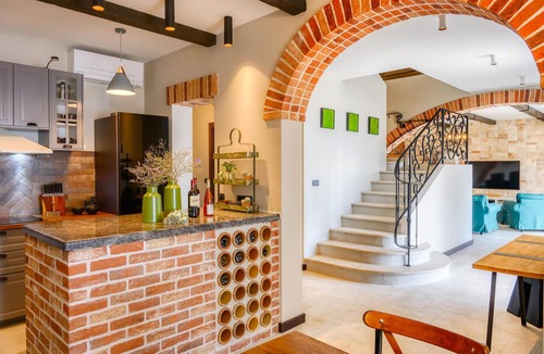 Janjina House | Amazing home in Drace