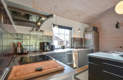 Øksenmølle House | Amazing home in Ebeltoft with sauna