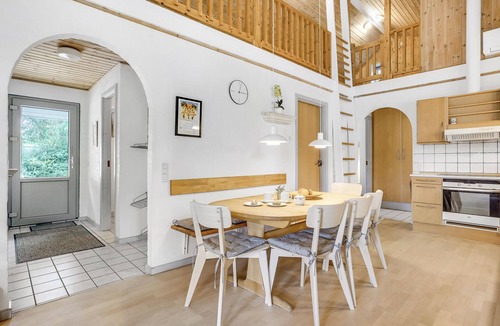 Øer Strand House | Amazing home in Ebeltoft with sauna