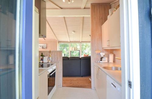 Øer Strand House | Amazing home in Ebeltoft with sauna