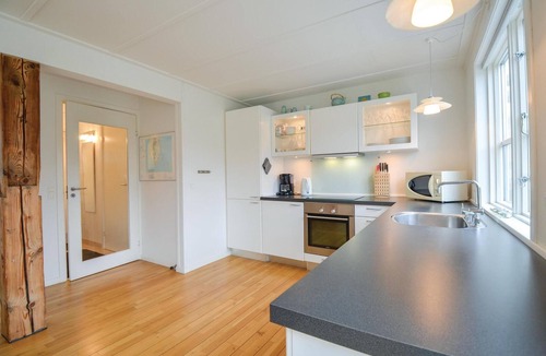 Øer Strand House | Amazing home in Ebeltoft