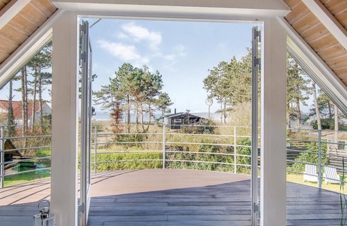 Vibæk Strand House | Amazing home in Ebeltoft with WiFi
