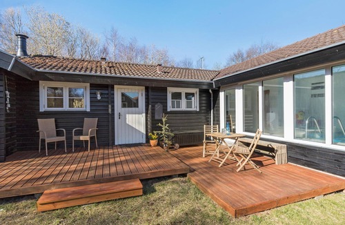 Øer Strand House | Amazing home in Ebeltoft with sauna