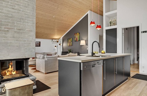 Øksenmølle House | Amazing home in Ebeltoft with WiFi