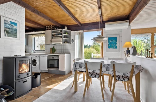 Handrup Strand House | Amazing home in Ebeltoft with WiFi