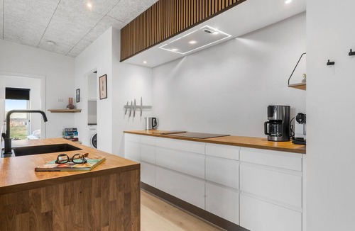 Øksenmølle House | Amazing home in Ebeltoft with sauna