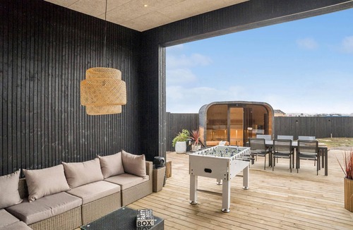 Øksenmølle House | Amazing home in Ebeltoft with sauna