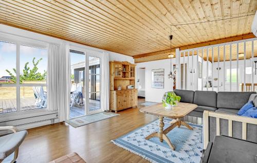 Ebeltoft House | Amazing Home In Ebeltoft With Wifi