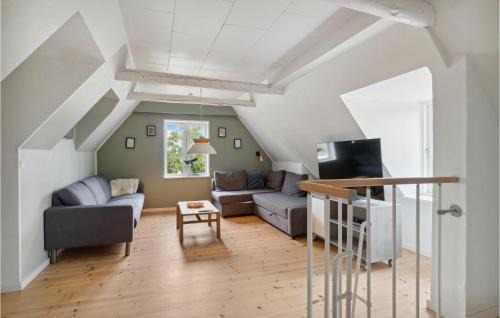 Follenslev House | Amazing Home In Føllenslev With Wifi