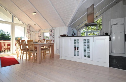 Rindby Strand House | Amazing home in Fanø with WiFi