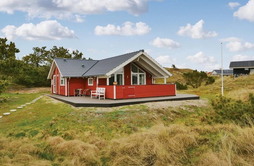 Rindby Strand House | Amazing home in Fanø with WiFi