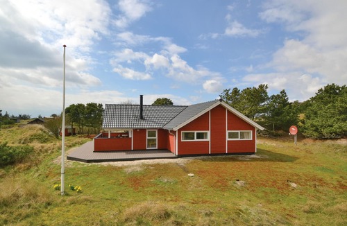 Rindby Strand House | Amazing home in Fanø with WiFi