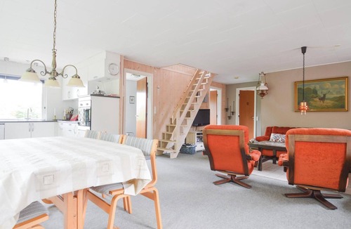 Hvalpsund House | Amazing home in Farsø