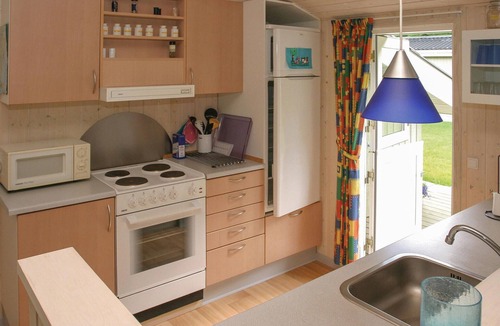 Farvang House | Amazing home in Fårvang with WiFi