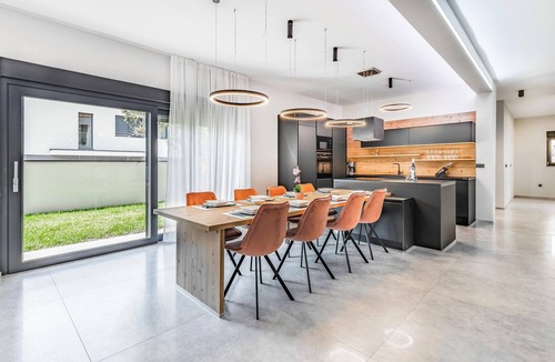 Fazana House | Amazing home in Fazana with sauna