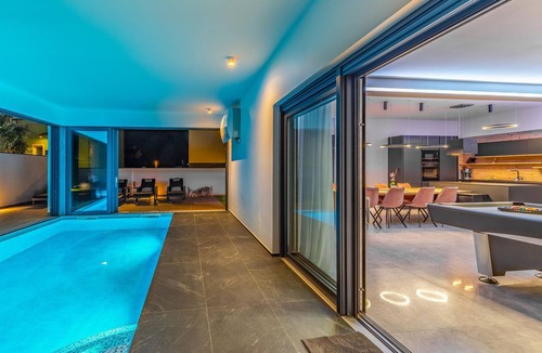 Fazana House | Amazing home in Fazana with sauna
