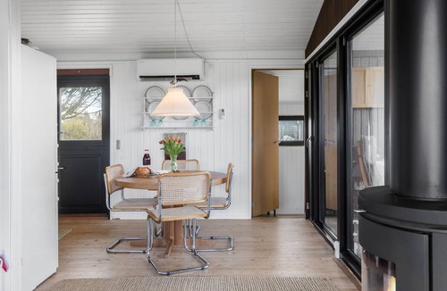 Fej House | Amazing home in Fejø with WiFi