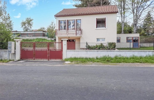 Ceaux-d'Allegre House | Amazing home in Céaux-d'Allègre