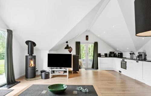 Gedesby House | Amazing Home In Gedser With Kitchen