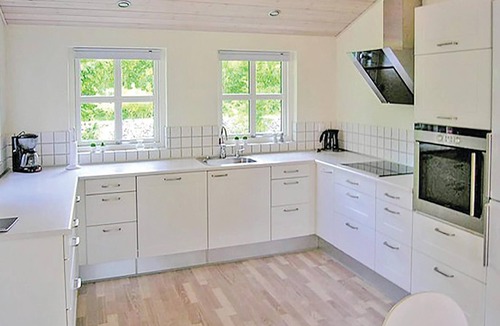 Fjellerup House | Amazing home in Glesborg with sauna