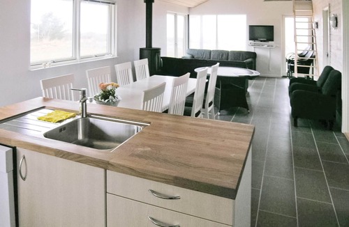 Fjellerup House | Amazing home in Glesborg with house sea view
