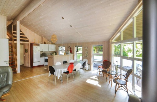 Fjellerup Strand House | Amazing home in Glesborg with kitchen