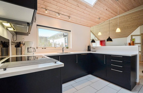 Fjellerup House | Amazing home in Glesborg with sauna