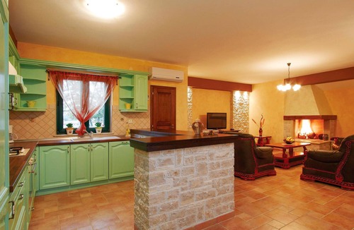 Gajana House | Amazing home in Golubovo