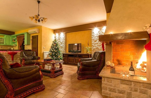 Gajana House | Amazing home in Golubovo