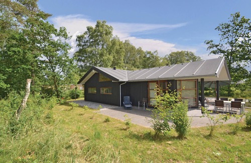 Grena Strand House | Amazing home in Grenaa with WiFi