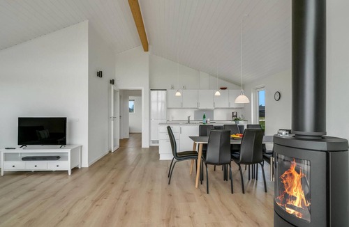 Grenaa House | Amazing home in Grenaa with WiFi