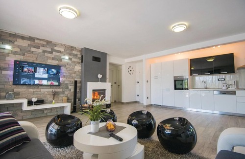 Grubine House | Amazing home in Grubine