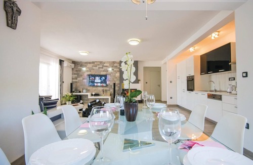 Grubine House | Amazing home in Grubine