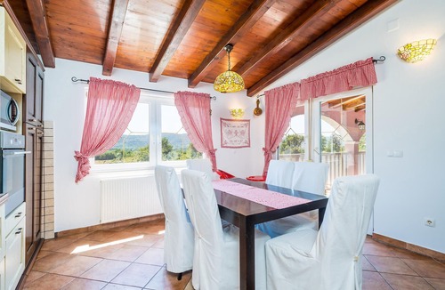 Konavle House | Amazing home in Gruda with sauna