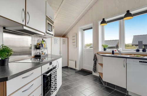 Flovt Strand House | Amazing home in Haderslev with sauna