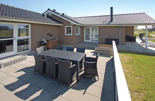 Flovt Strand House | Amazing home in Haderslev with sauna