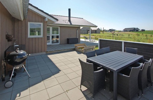 Flovt Strand House | Amazing home in Haderslev with sauna