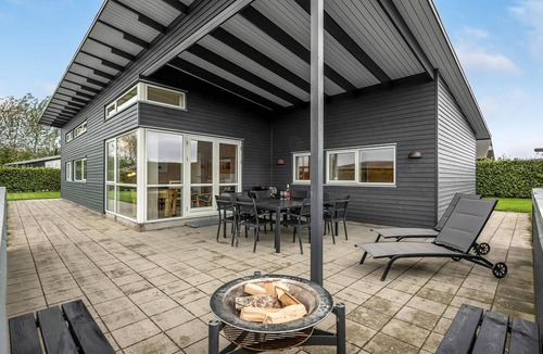 Flovt Strand House | Amazing home in Haderslev with sauna