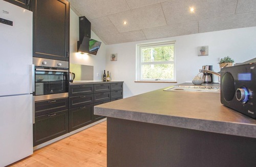 Fynshav House | Amazing home in Haderslev with house sea view