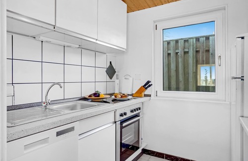 Skovbyballe House | Amazing home in Haderslev with kitchen